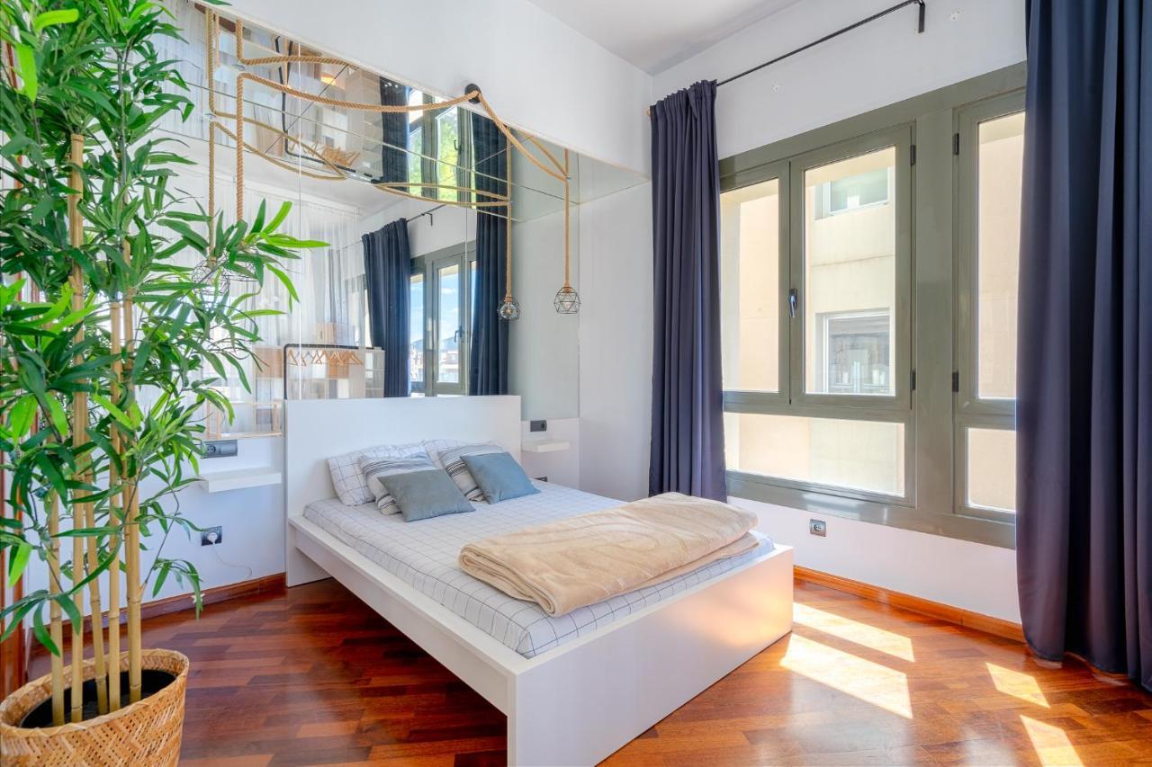 Appartamento Espectacular Loft En Centrico Edificio Singular Manresa Esterno foto